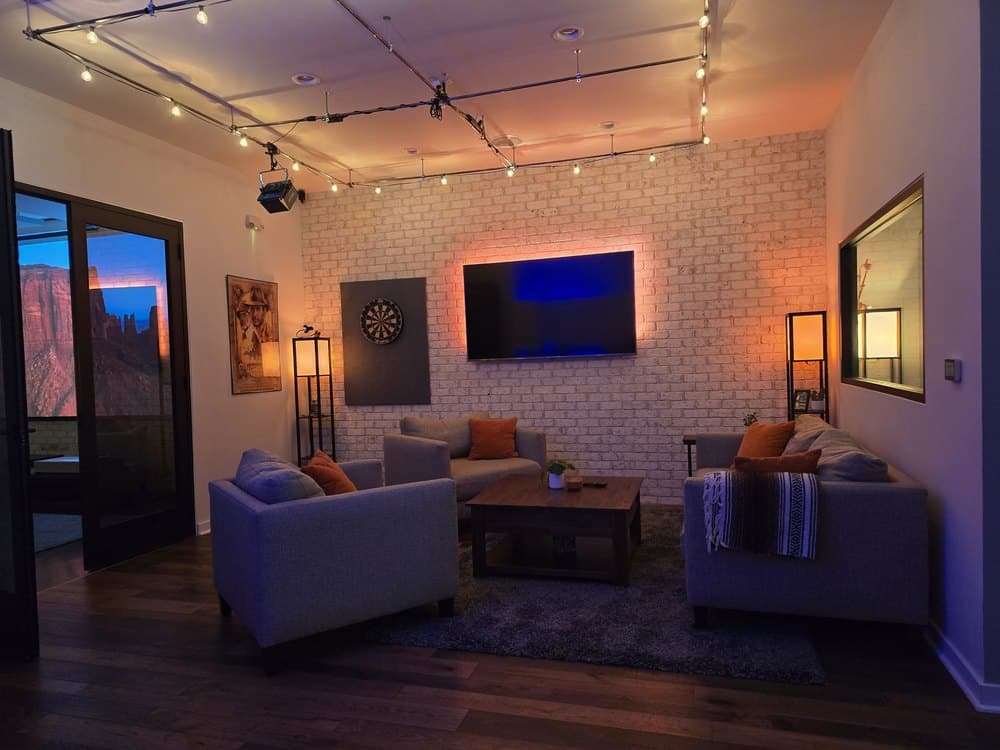 Green Room at FormCast Studio